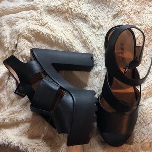 Black High Heels Shoes